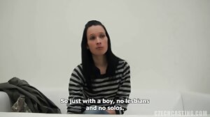 Алекса Томас язди сладката си путка върху Джоел Томас анално порно видео