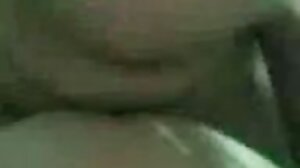 Двойно екипиране Дейзи Стоун порно клипове с животни POV
